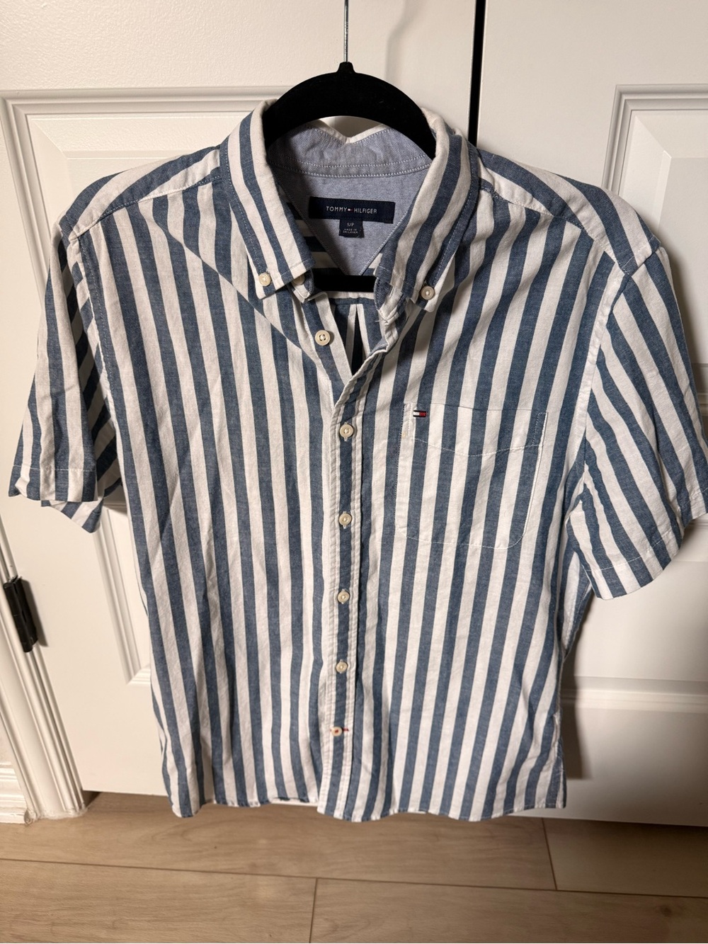 Tommy Hilfiger Blue and White Vertical Stripe Short-Sleeve Button-Down Shirt